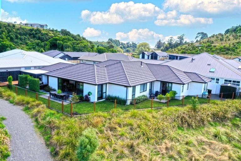 Photo of property in 84 Pakanga Grove, Pyes Pa, Tauranga, 3112