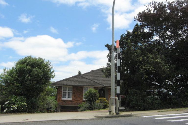 Photo of property in 16 East Street, Pukekohe, 2120