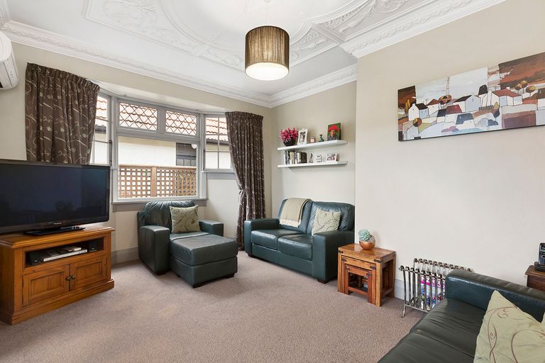 Photo of property in 158 Kenmure Road, Kenmure, Dunedin, 9011