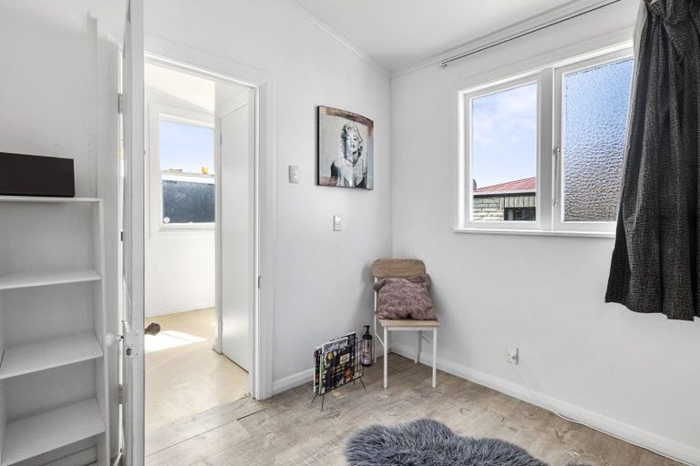 Photo of property in 61 Wesley Street, South Dunedin, Dunedin, 9012