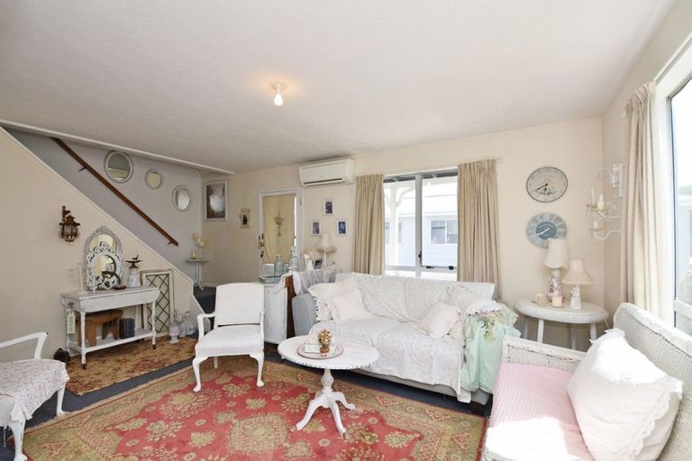 Photo of property in 3 Salisbury Street, Waikiwi, Invercargill, 9810