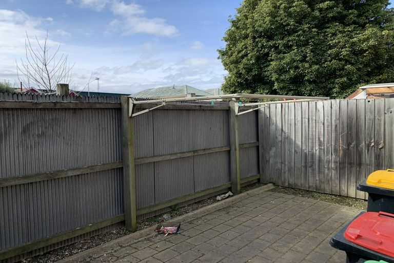 Photo of property in 68d Thackeray Place, Waltham, Christchurch, 8023