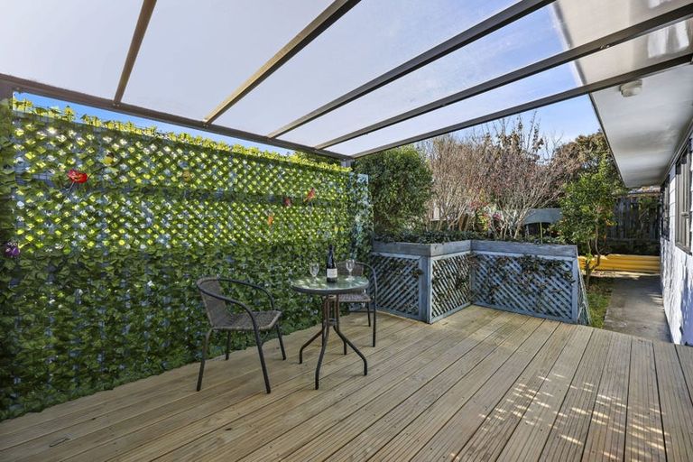 Photo of property in 2/25 Abercrombie Street, Howick, Auckland, 2014