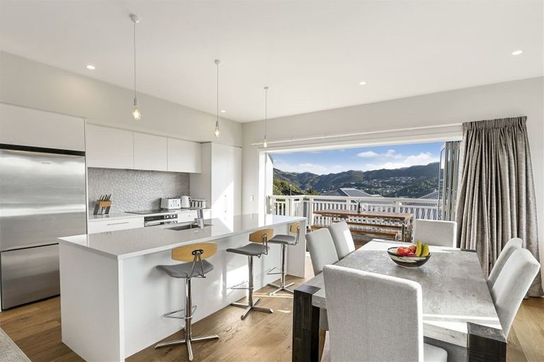 Photo of property in 5/74 Jubilee Road, Khandallah, Wellington, 6035