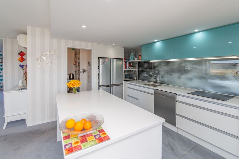 Photo of property in 3 Te Wairewa Street, Pegasus, 7612