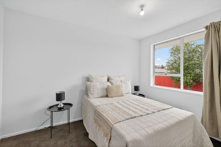 Photo of property in 1/72a Cuffs Road, Wainoni, Christchurch, 8061