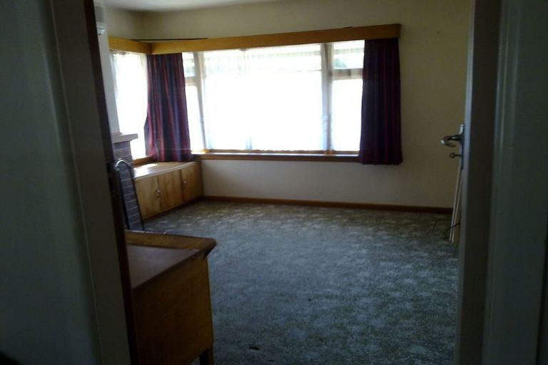 Photo of property in 8 Curletts Road, Sockburn, Christchurch, 8042