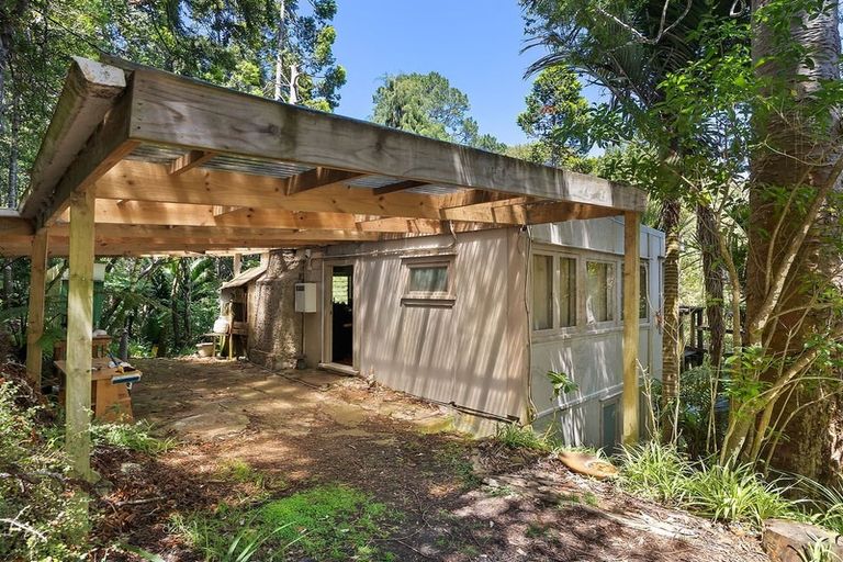 Photo of property in 61 Whatipu Road, Huia, Auckland, 0604