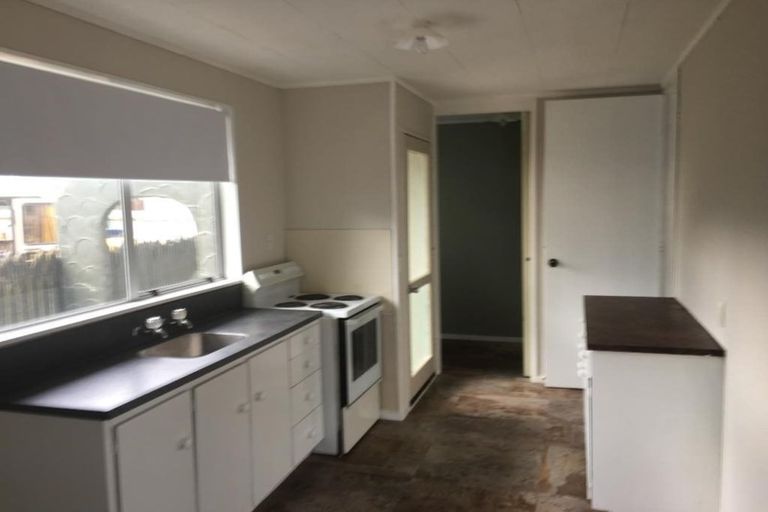 Photo of property in 28a Miro Street, Castlecliff, Whanganui, 4501