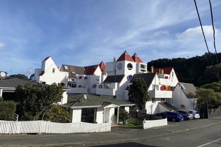 Photo of property in Park Mews, 7/62 Moxham Avenue, Hataitai, Wellington, 6021