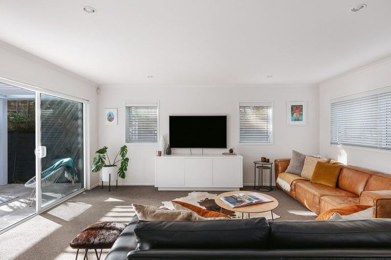 Photo of property in 351b Oceanbeach Road, Mount Maunganui, 3116