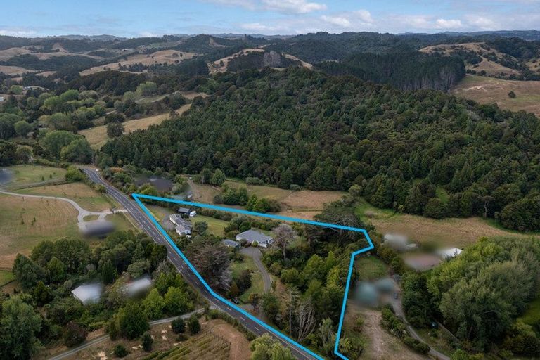 Photo of property in 1232 Weranui Road, Wainui, Silverdale, 0994