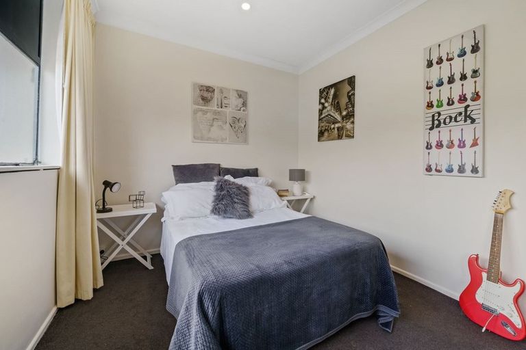 Photo of property in Terrace Garden Apartments, 13b/120 The Terrace, Wellington Central, Wellington, 6011