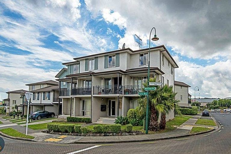 Photo of property in 4/1 Opito Way, East Tamaki, Auckland, 2013