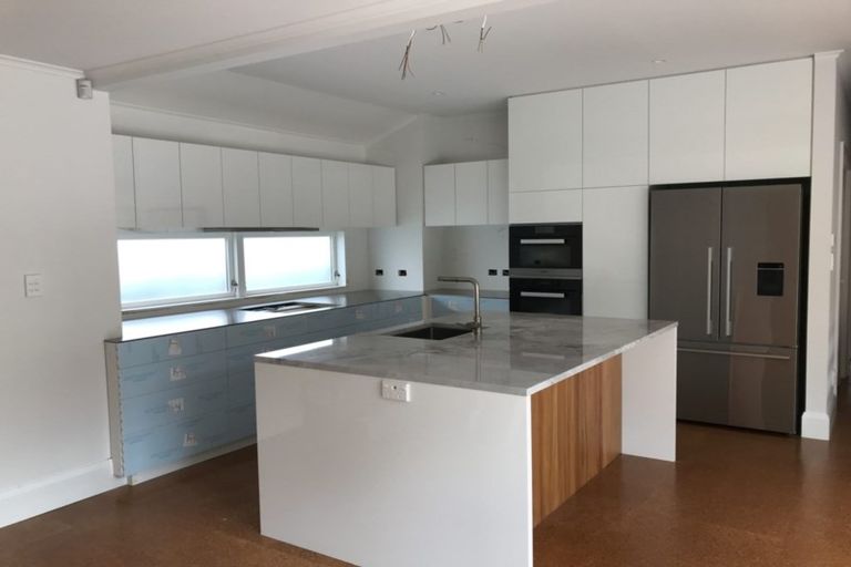 Photo of property in 11 Ngatoto Street, Khandallah, Wellington, 6035