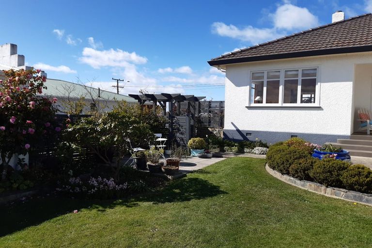 Photo of property in 68 Awamoa Road, Holmes Hill, Oamaru, 9401
