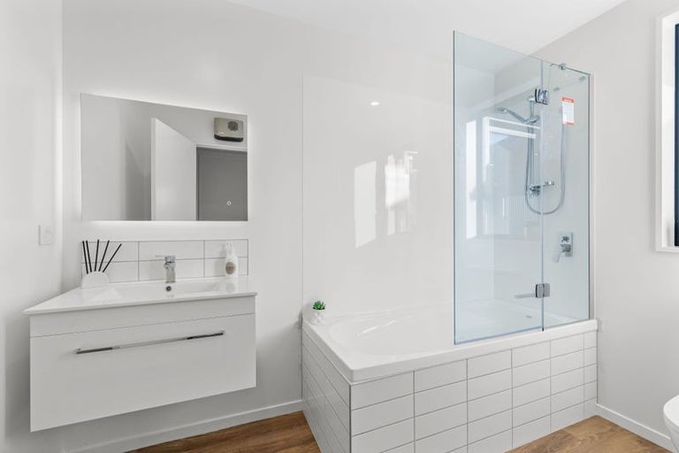 Photo of property in 3 Tieke Lane, Halswell, 8025