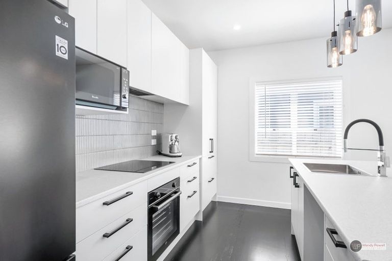 Photo of property in 55 Riverside Drive, Waiwhetu, Lower Hutt, 5010