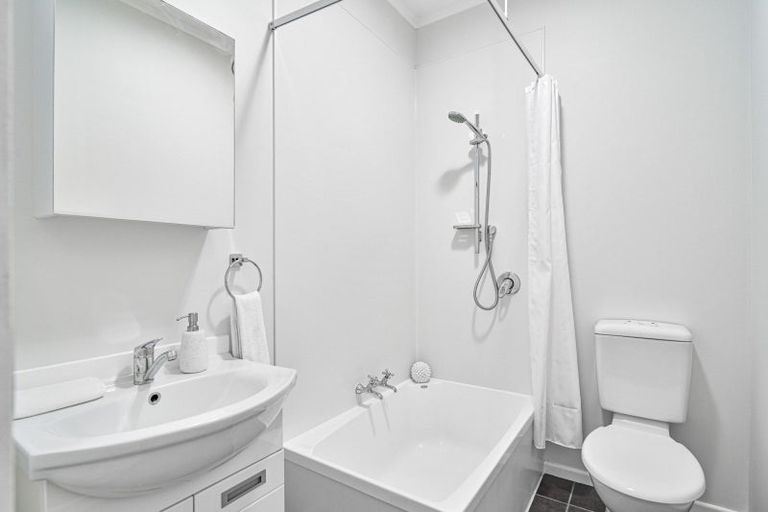 Photo of property in 401 Jervois Street, Mayfair, Hastings, 4122