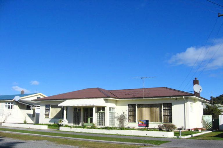 Photo of property in 6 Josephine Street, Greymouth, 7805