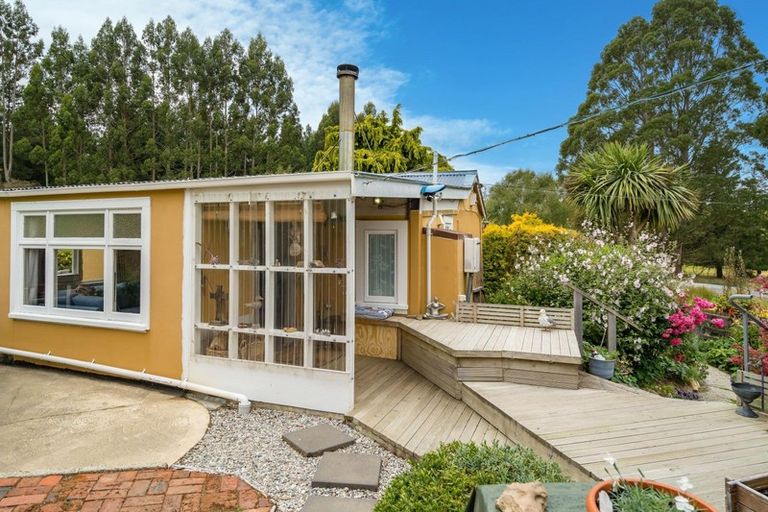 Photo of property in 85 Lockharts Road, Waitahuna, Lawrence, 9593