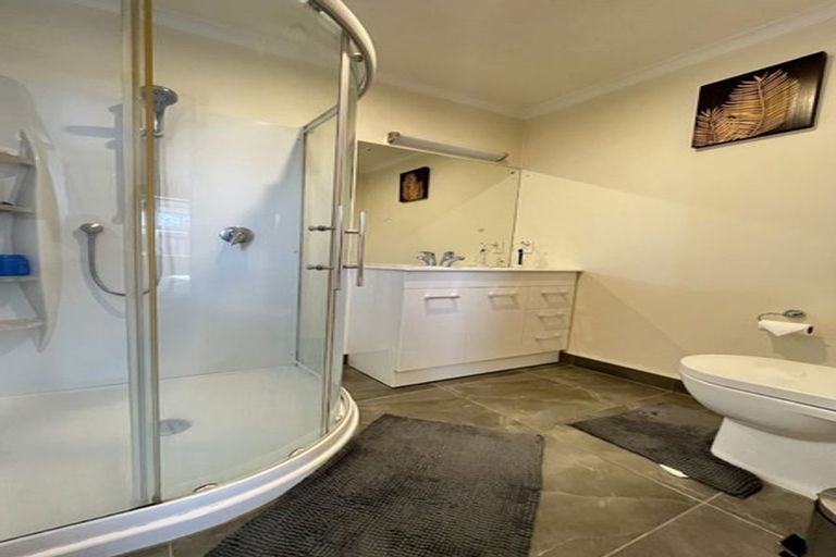 Photo of property in 84b Seddon Street, Wallaceville, Upper Hutt, 5018