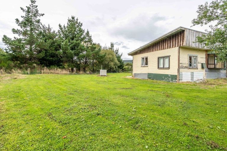 Photo of property in 882 Tahakopa Valley Road, Tahakopa, Owaka, 9586