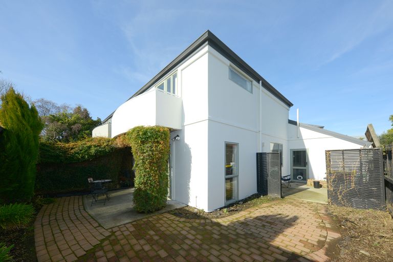 Photo of property in 2/64a Alexandra Street, Richmond, Christchurch, 8013