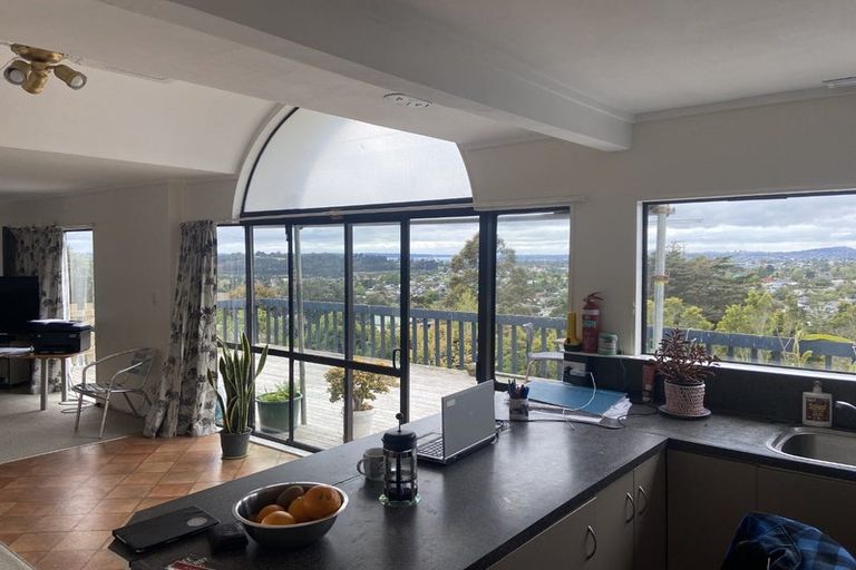 Photo of property in 155 Glengarry Road, Glen Eden, Auckland, 0602