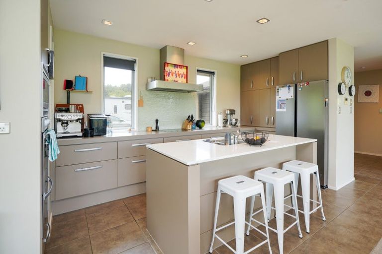 Photo of property in 69 Taiepa Road, Otatara, Invercargill, 9879