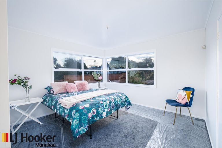 Photo of property in 6 Lucas Place, Weymouth, Auckland, 2103