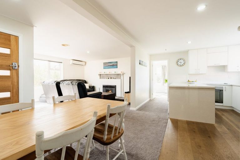 Photo of property in 7 Glendevon Place, Vauxhall, Dunedin, 9013