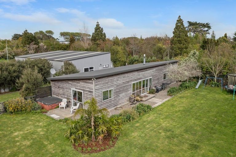Photo of property in 14 Mahoetahi Road, Sentry Hill, Waitara, 4382