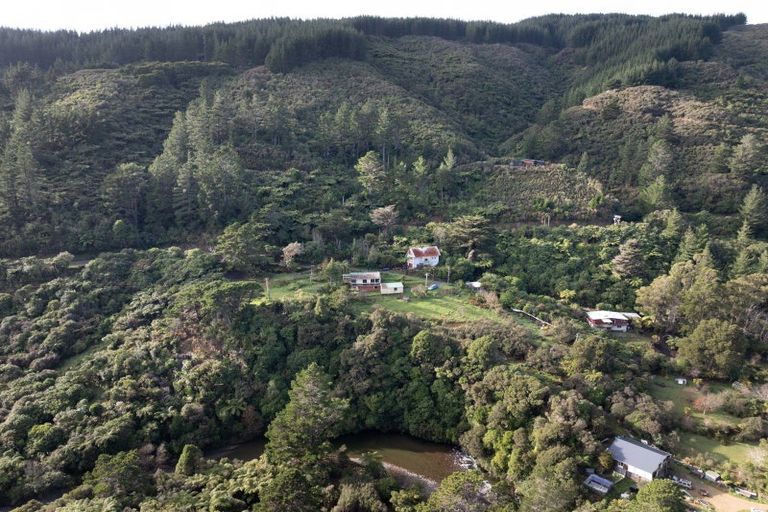 Photo of property in 1721b Akatarawa Road, Akatarawa Valley, Upper Hutt, 5372