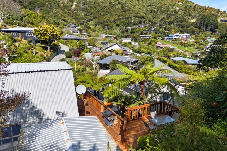 Photo of property in 14 Arthur Crescent, Waikawa, Picton, 7220