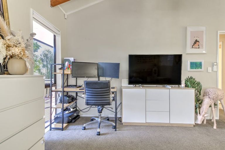 Photo of property in 19b Baverstock Road, Nawton, Hamilton, 3200