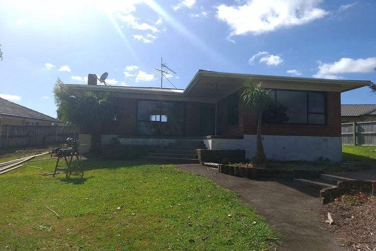 Photo of property in 3 Owens Road, Waiuku, 2123