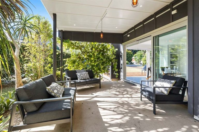 Photo of property in 6 Mckenzie Avenue, Arkles Bay, Whangaparaoa, 0932