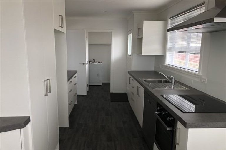 Photo of property in 35 Lombard Street, Palmerston North, 4410