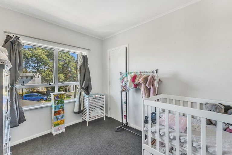 Photo of property in 22 Cook Street, Marfell, New Plymouth, 4310