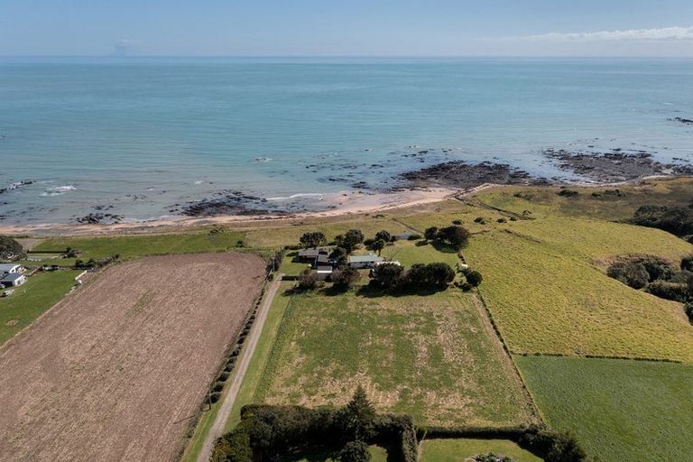 Photo of property in 10251c State Highway 35, Waihau Bay, Te Kaha, 3199