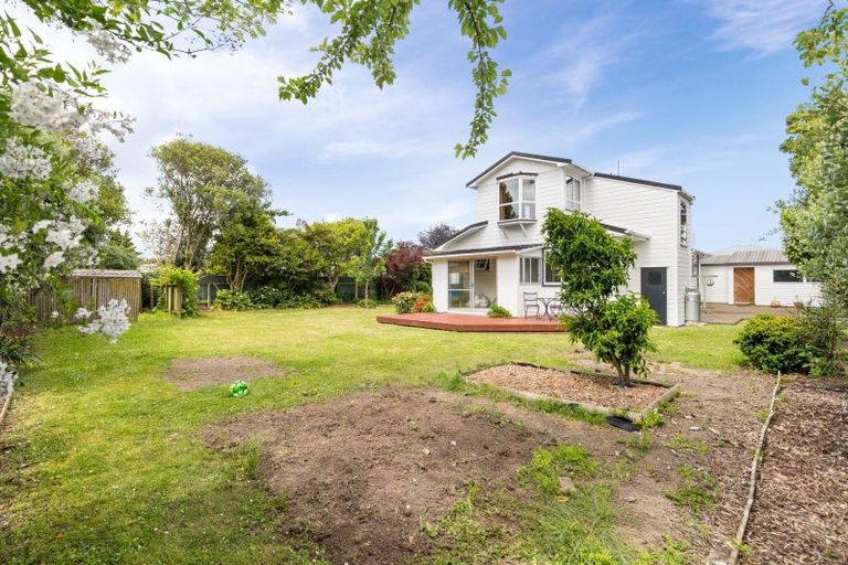 Photo of property in 6 Belgrave Place, Awapuni, Palmerston North, 4412