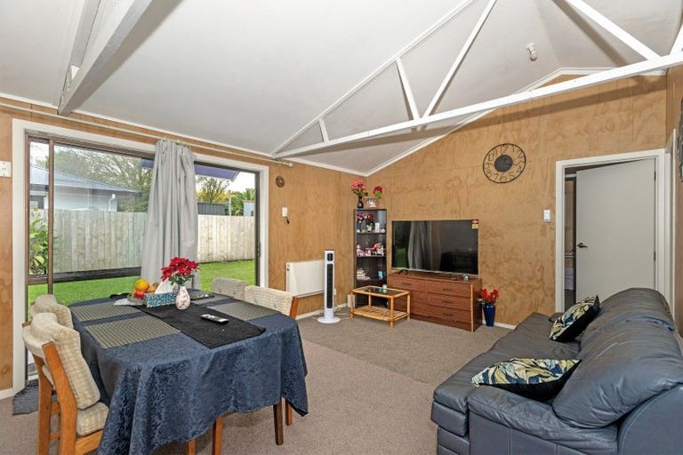 Photo of property in 14 De Lautour Road, Kaiti, Gisborne, 4010