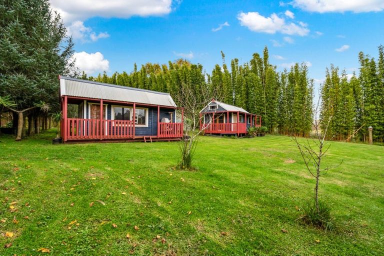 Photo of property in 253 Tangihua Road, Maungakaramea, Whangarei, 0178