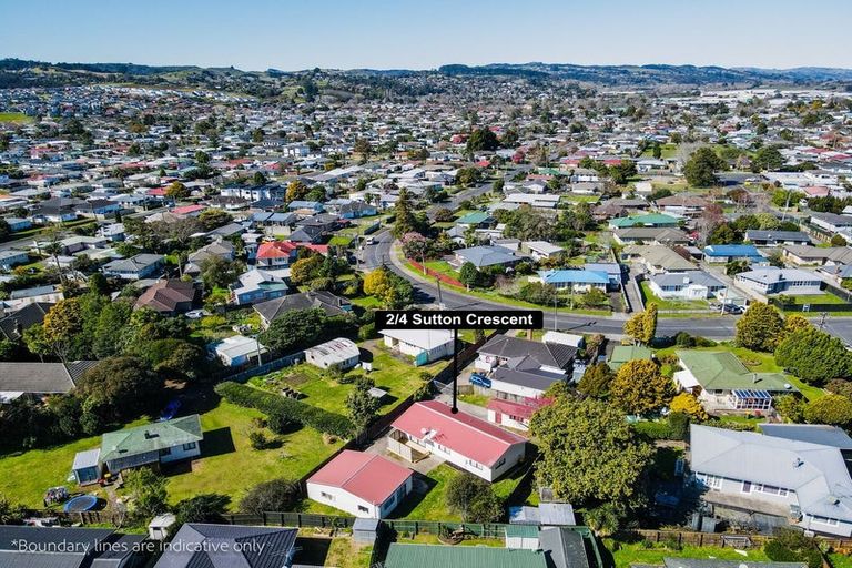 Photo of property in 2/4 Sutton Crescent, Papakura, 2110