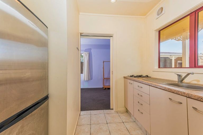 Photo of property in 772 West Coast Road, Oratia, Auckland, 0604