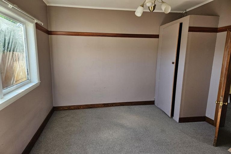 Photo of property in 165 Shaw Avenue, New Brighton, Christchurch, 8083