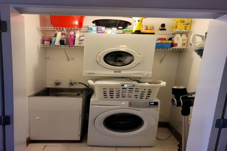 Photo of property in 47 Rimu Road, Oratia, Auckland, 0604