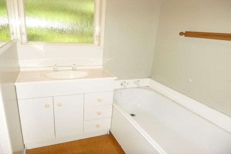 Photo of property in 31 Viewmont Drive, Harbour View, Lower Hutt, 5010