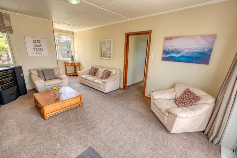 Photo of property in 42 Koe Street, Moana, 7872
